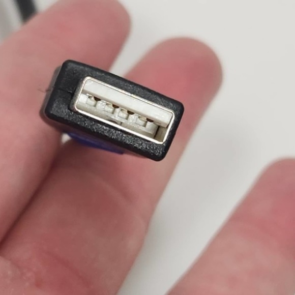 USB Splitter - Picture 4 of 5